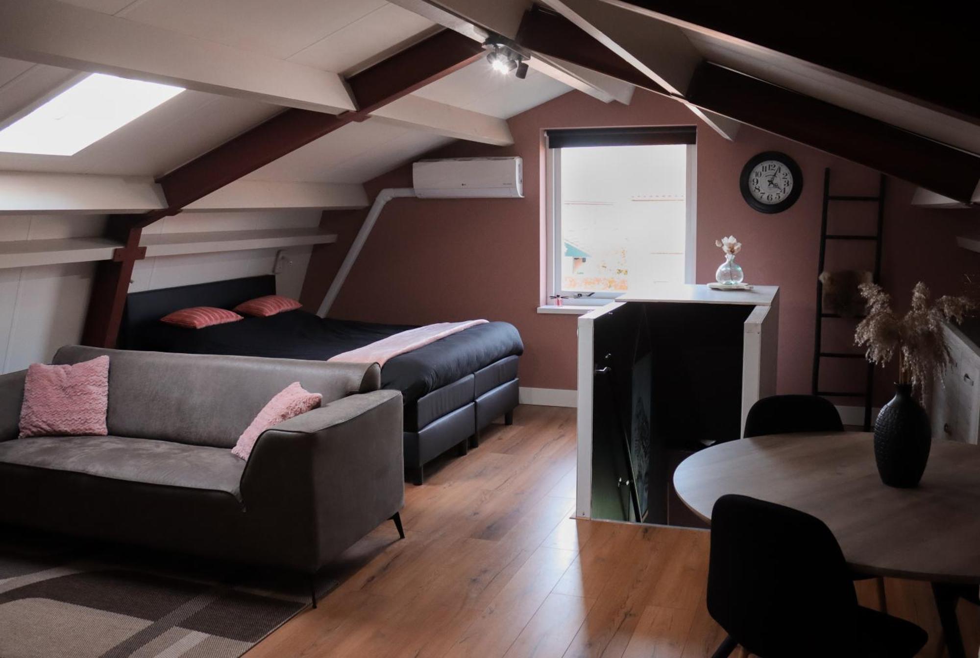 B&B De Kalverschuur Schoonrewoerd Eksteriør bilde